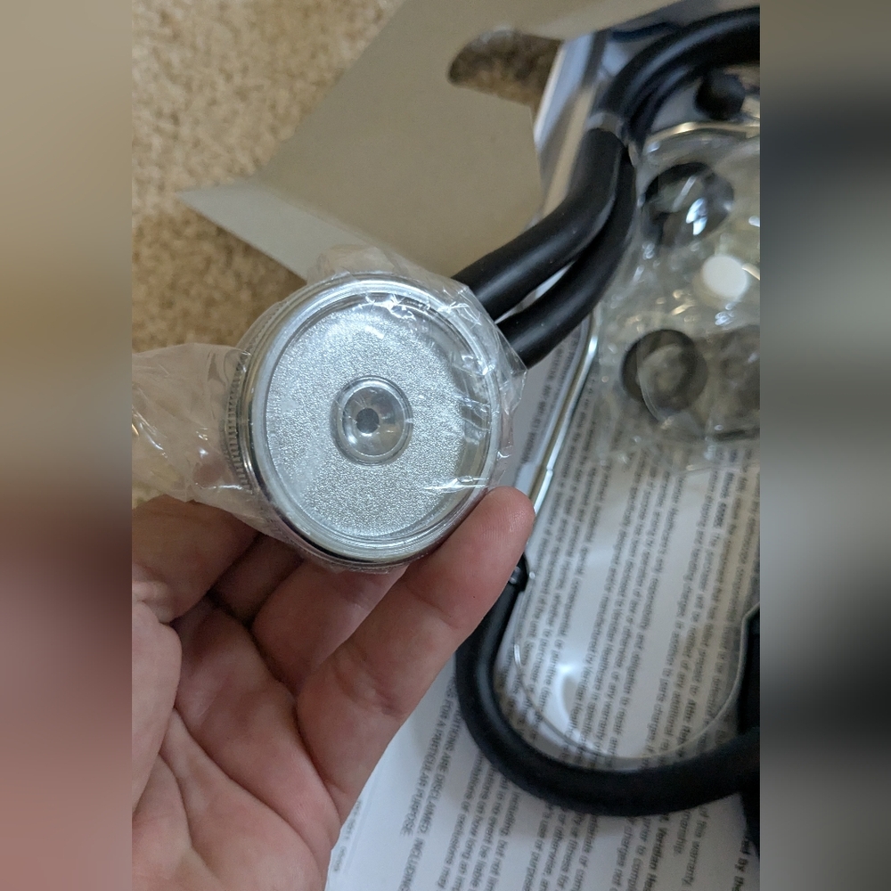 Nurses Stethoscope - Picture 6 of 11